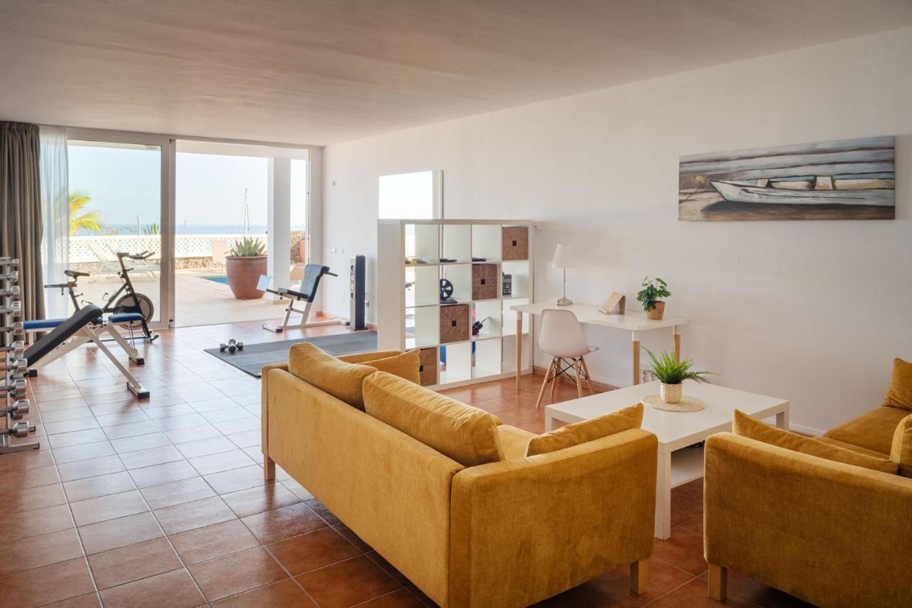 Odin Luxury Villa By Buenavilla Пуерто Калеро Екстериор снимка