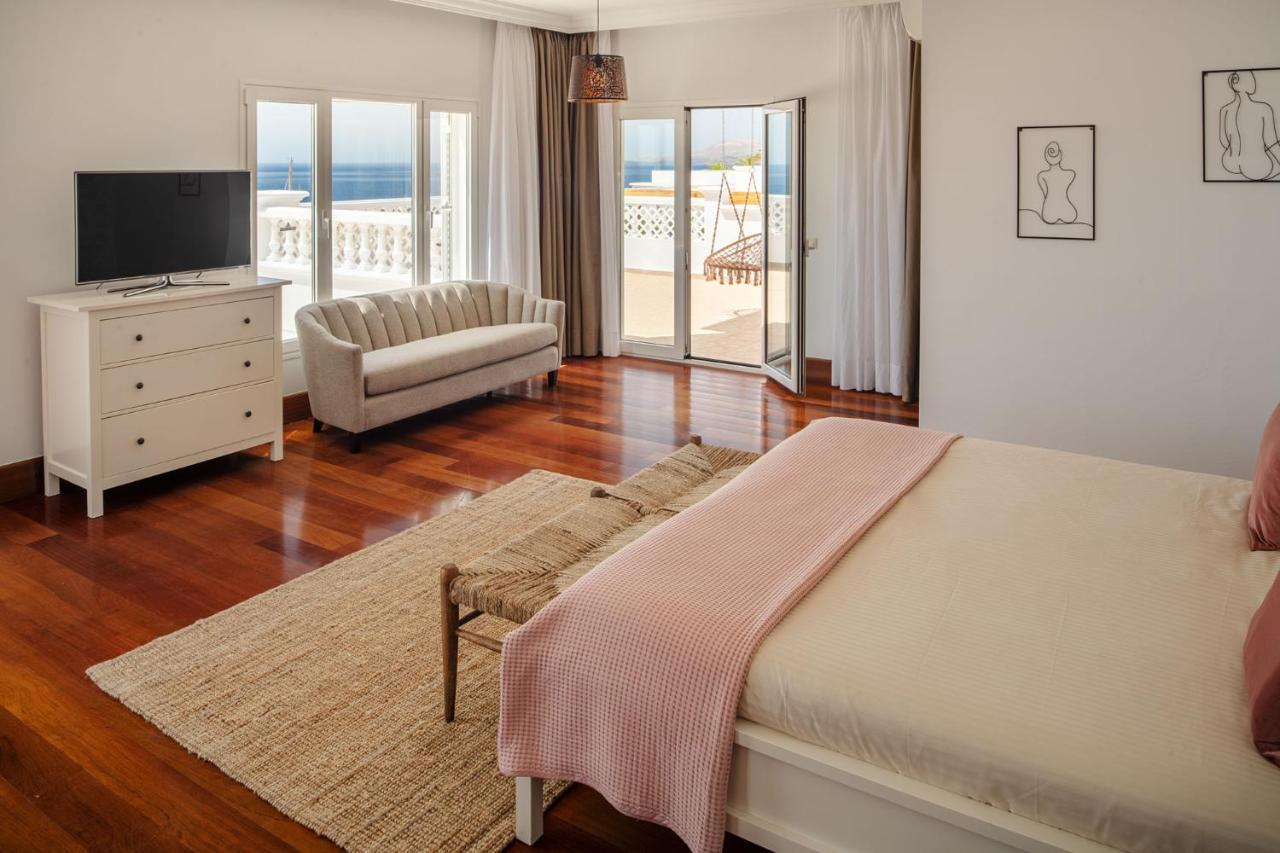 Odin Luxury Villa By Buenavilla Пуерто Калеро Екстериор снимка