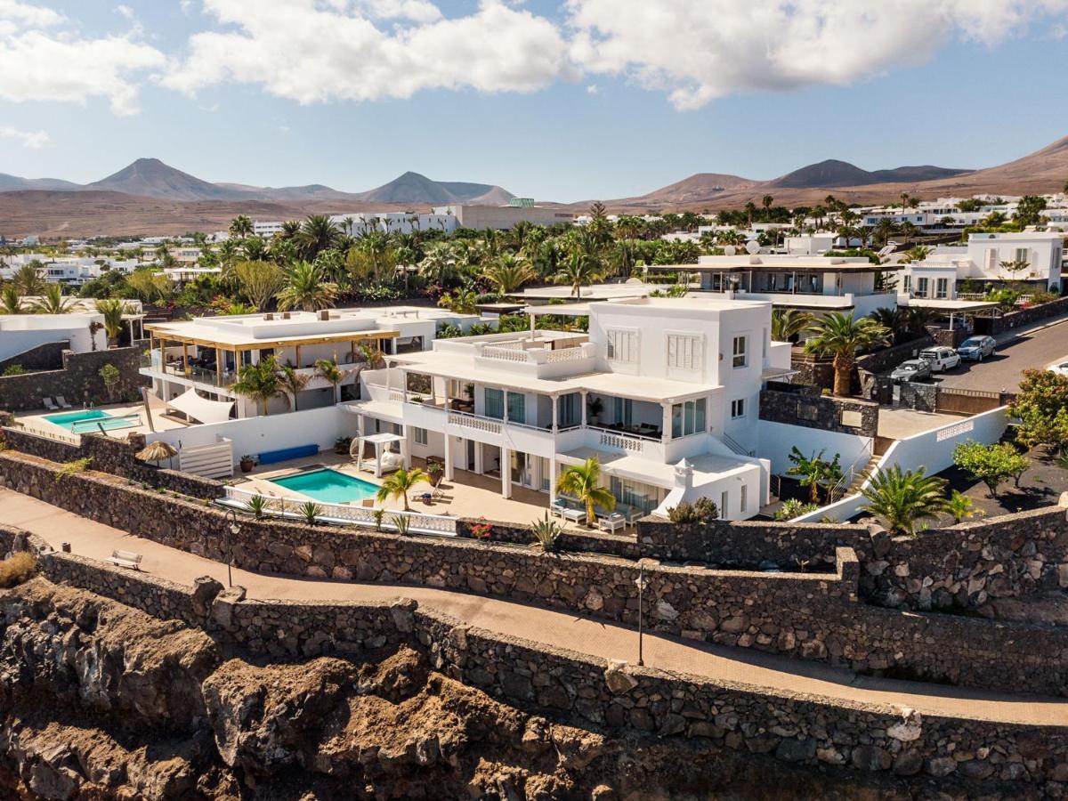 Odin Luxury Villa By Buenavilla Пуерто Калеро Екстериор снимка