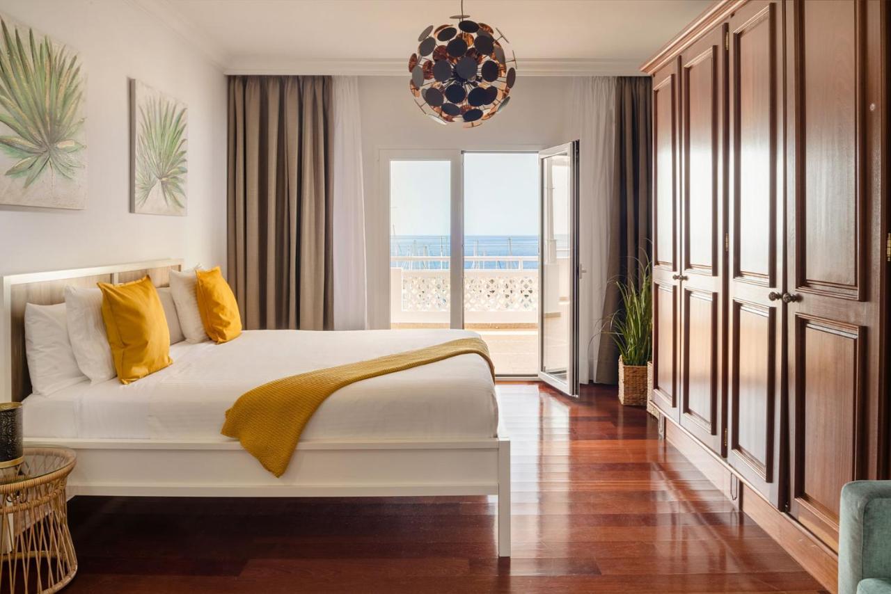 Odin Luxury Villa By Buenavilla Пуерто Калеро Екстериор снимка